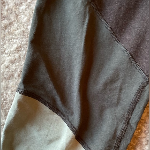 Pact Organic Cotton leggings - Picture 3 of 4